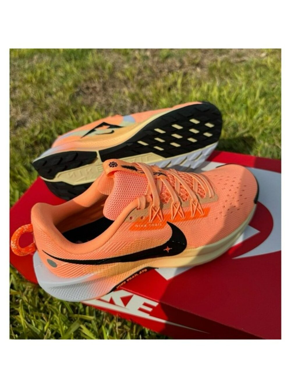 SIZE 10 WOMEN'S NIKE REACTX PEGASUS TRAIL 5 ORANGE PULSE / BLACK DV3865-800 - Picture 8 of 9